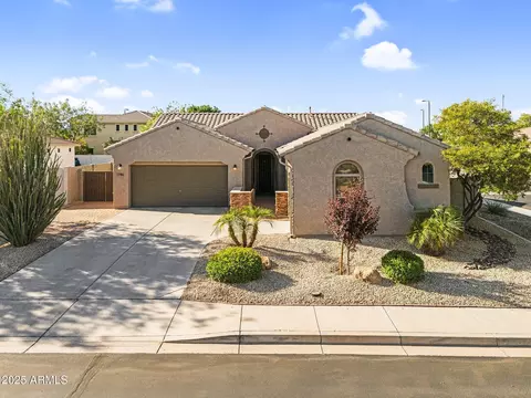1746 E Azalea Dr, Gilbert, AZ 85298 photo 3