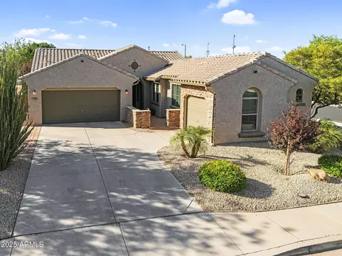 1746 E Azalea Dr, Gilbert, AZ 85298 photo 4