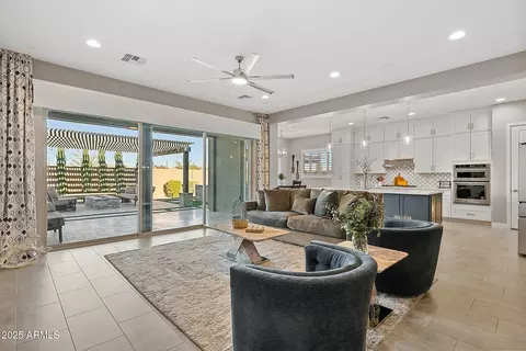 Living - 5622 S Tobin --, Mesa, AZ 85212 photo 4 of 6