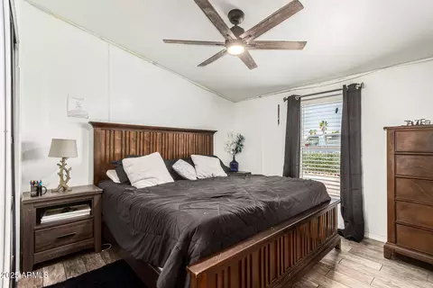 33 E Libby St, Phoenix, AZ 85022 photo 13