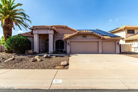 402 E Stonebridge Dr, Gilbert, AZ 85234 photo 2
