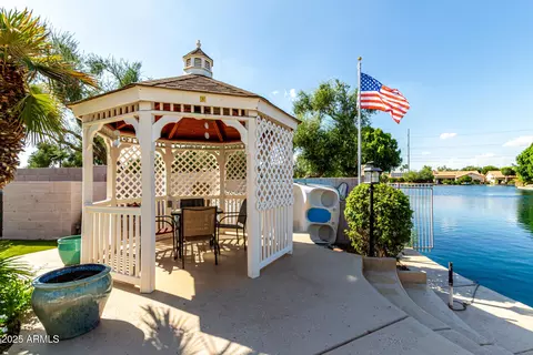 402 E Stonebridge Dr, Gilbert, AZ 85234 photo 31