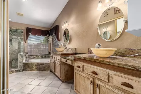 402 E Stonebridge Dr, Gilbert, AZ 85234 photo 15
