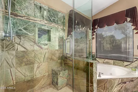 402 E Stonebridge Dr, Gilbert, AZ 85234 photo 16