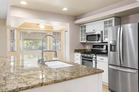 1837 E Presidio Rd, Phoenix, AZ 85022 photo 9