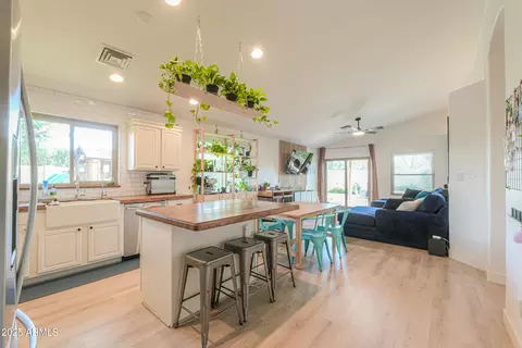 835 S Modine Ln, Gilbert, AZ 85296 photo 7