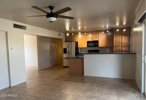 420 E Laguna Dr, Tempe, AZ 85282 photo 7