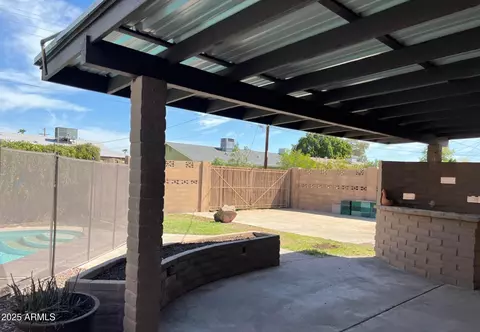 420 E Laguna Dr, Tempe, AZ 85282 photo 12