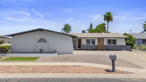 1661 S Azucena Cir, Mesa, AZ 85202