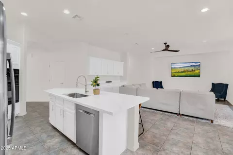 Kitchen - 4323 E Reins Rd, Gilbert, AZ 85297 photo 1 of 5