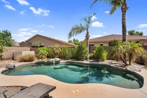 Exterior - 4323 E Reins Rd, Gilbert, AZ 85297 photo 5 of 13