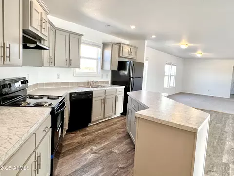1319 S 356th Ave, Tonopah, AZ 85354