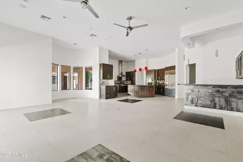 Living - 2815 E Arrowhead Trl, Gilbert, AZ 85297 photo 3 of 5