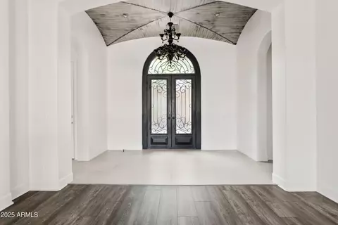 Entry Way - 2815 E Arrowhead Trl, Gilbert, AZ 85297 photo 1 of 1