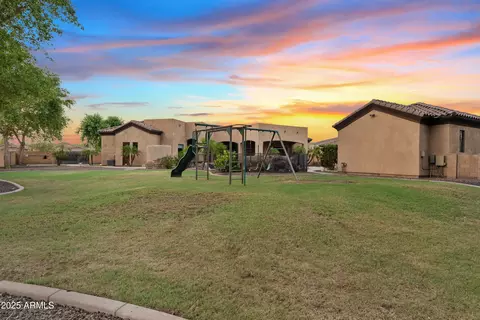 Exterior - 2815 E Arrowhead Trl, Gilbert, AZ 85297 photo 8 of 8