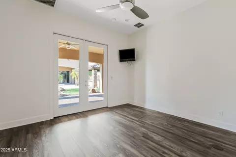 Bedroom - 2815 E Arrowhead Trl, Gilbert, AZ 85297 photo 6 of 7