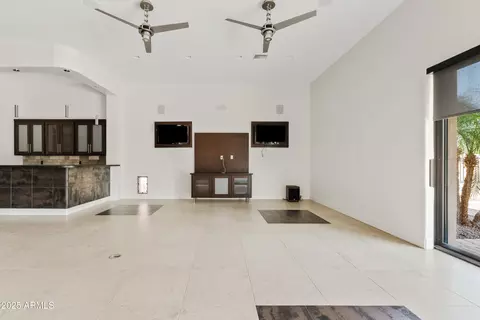 Living - 2815 E Arrowhead Trl, Gilbert, AZ 85297 photo 2 of 5