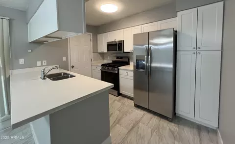 7336 W Cheryl Dr, Peoria, AZ 85345