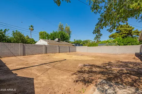 1300 E Meadowbrook Ave, Phoenix, AZ 85014 photo 24