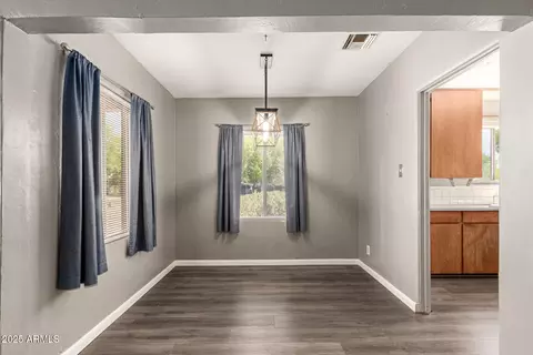 1300 E Meadowbrook Ave, Phoenix, AZ 85014 photo 6