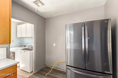 1300 E Meadowbrook Ave, Phoenix, AZ 85014 photo 9