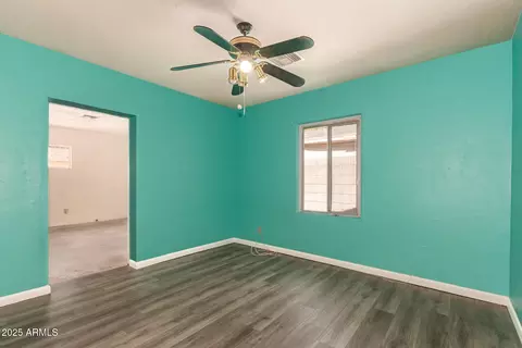 1300 E Meadowbrook Ave, Phoenix, AZ 85014 photo 15