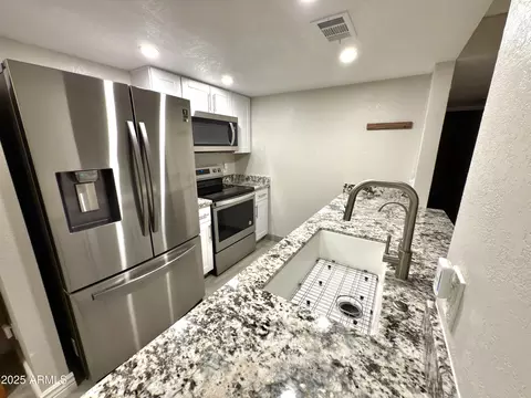 616 S Hardy Dr #146, Tempe, AZ 85281