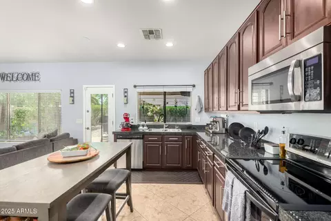 2103 W Carter Rd, Phoenix, AZ 85041 photo 12