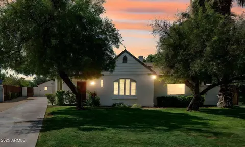 1614 Palmcroft Way SE, Phoenix, AZ 85007