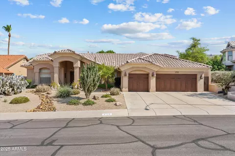 2715 E Vista Dr, Phoenix, AZ 85032