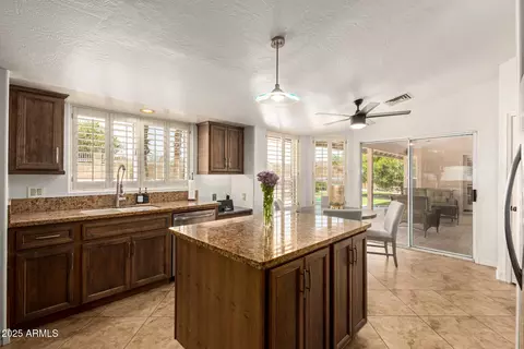 3452 E Granite View Dr, Phoenix, AZ 85044 photo 13