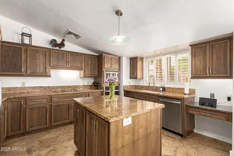 3452 E Granite View Dr, Phoenix, AZ 85044 photo 11
