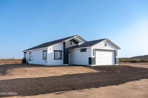 3816 S 372nd Ave, Tonopah, AZ 85354