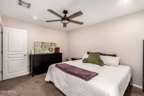 Bedroom - 6032 N 8th St, Phoenix, AZ 85014 photo 4 of 8