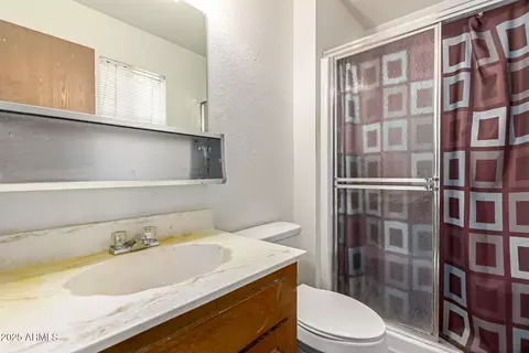 8618 S 9th Pl, Phoenix, AZ 85042 photo 12