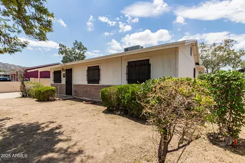 8618 S 9th Pl, Phoenix, AZ 85042 photo 2