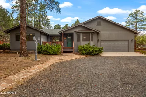 2235 Moccasin Dr, Overgaard, AZ 85933