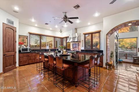 Kitchen - 6275 E Jacob Waltz St, Apache Junction, AZ 85119 photo 2 of 4
