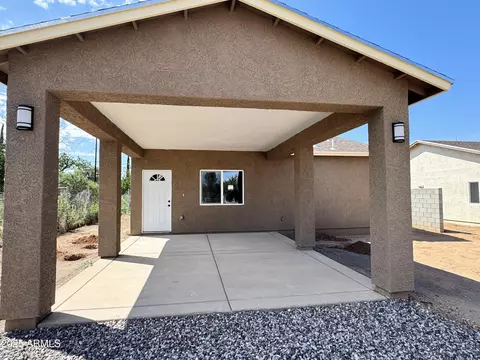1457 E 23rd St, Douglas, AZ 85607