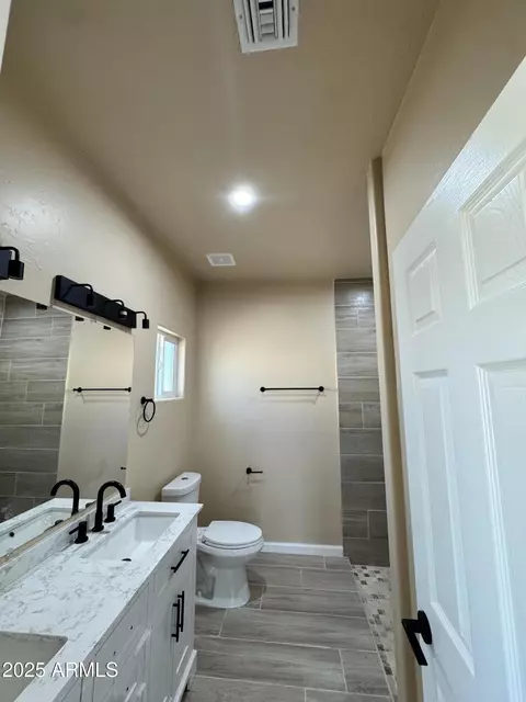 Bath - 1457 E 23rd St, Douglas, AZ 85607 photo 3 of 5