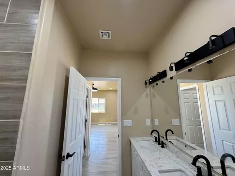 Bath - 1457 E 23rd St, Douglas, AZ 85607 photo 5 of 5