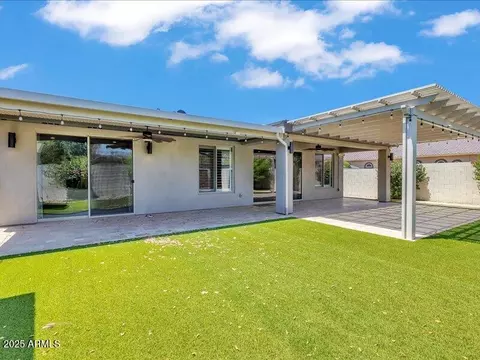 Exterior - 1010 E Pierson St, Phoenix, AZ 85014 photo 2 of 3
