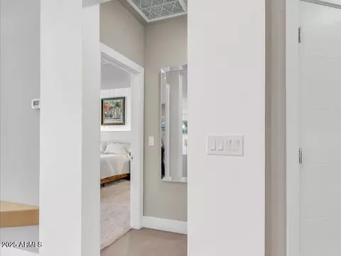 Entry Way - 1010 E Pierson St, Phoenix, AZ 85014 photo 1 of 5