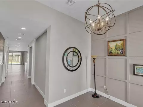 Entry Way - 1010 E Pierson St, Phoenix, AZ 85014 photo 4 of 5