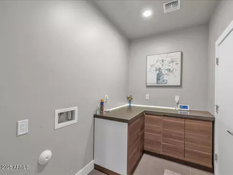 Other - 1010 E Pierson St, Phoenix, AZ 85014 photo 7 of 11