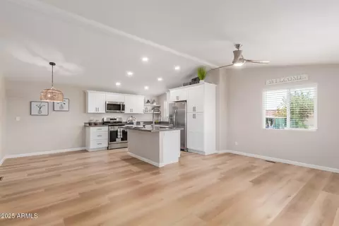 531 S 89th Pl, Mesa, AZ 85208