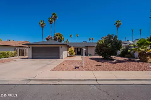 2716 W Madero Ave, Mesa, AZ 85202