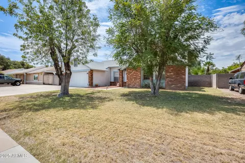 6839 W Sunnyside Dr, Peoria, AZ 85345