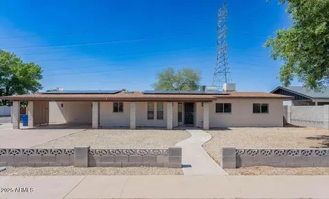 2236 E Contessa Cir, Mesa, AZ 85213