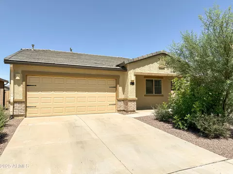 35114 S Iron Jaw Dr, Red Rock, AZ 85145